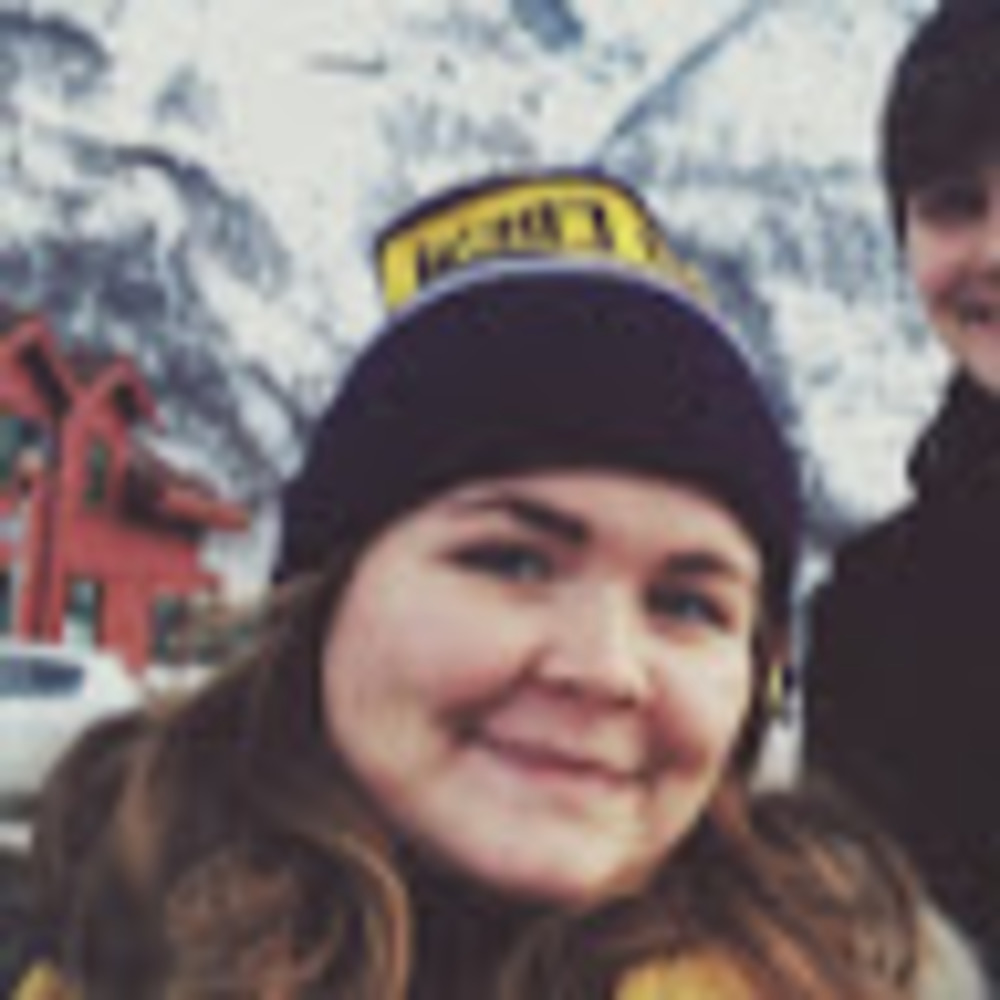 Meet your Posher, Caitlin
